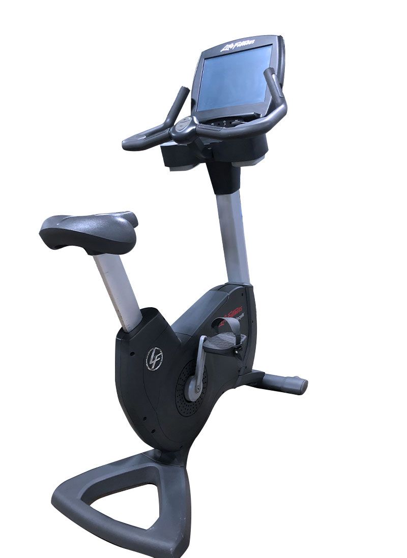 Life Fitness 95C Engage Upright Bike | Used Cardio Equipment | Carolina Fitness Equipment
