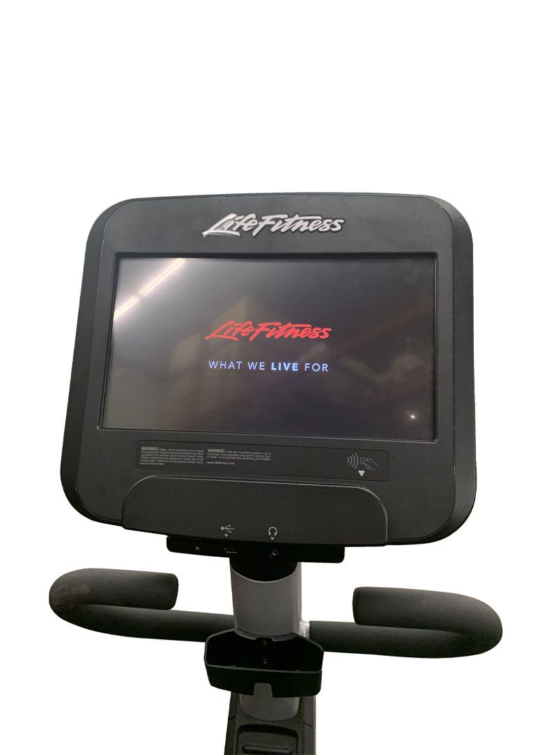Life Fitness Discover SE Recumbent Lifecycle Exercise Bike Display Screen Features